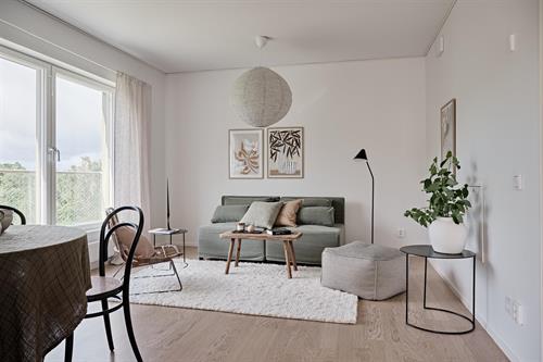 Tallörtsbacken 25 lgh 1312/1313