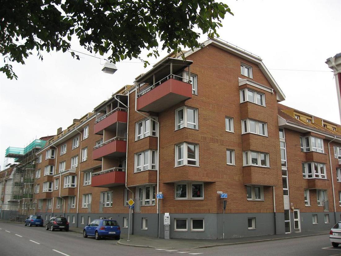 Björngränd 1, Öster