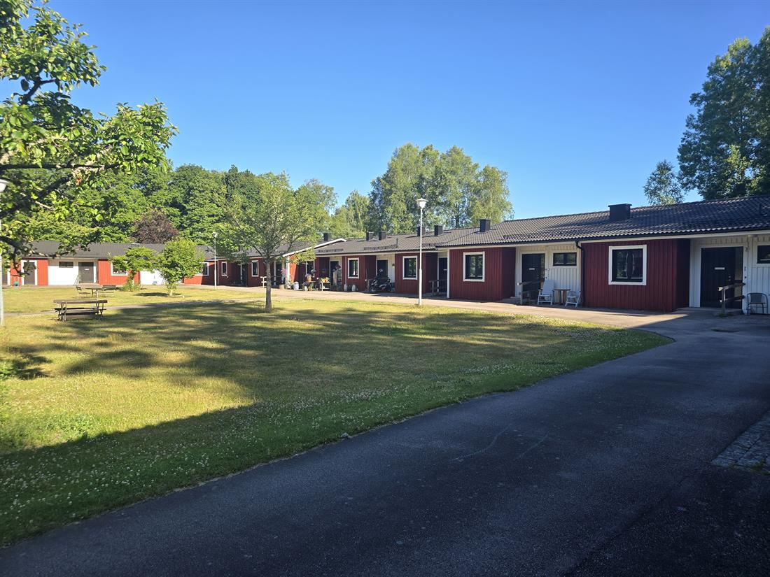 Skogsvägen 1b i Långasjö